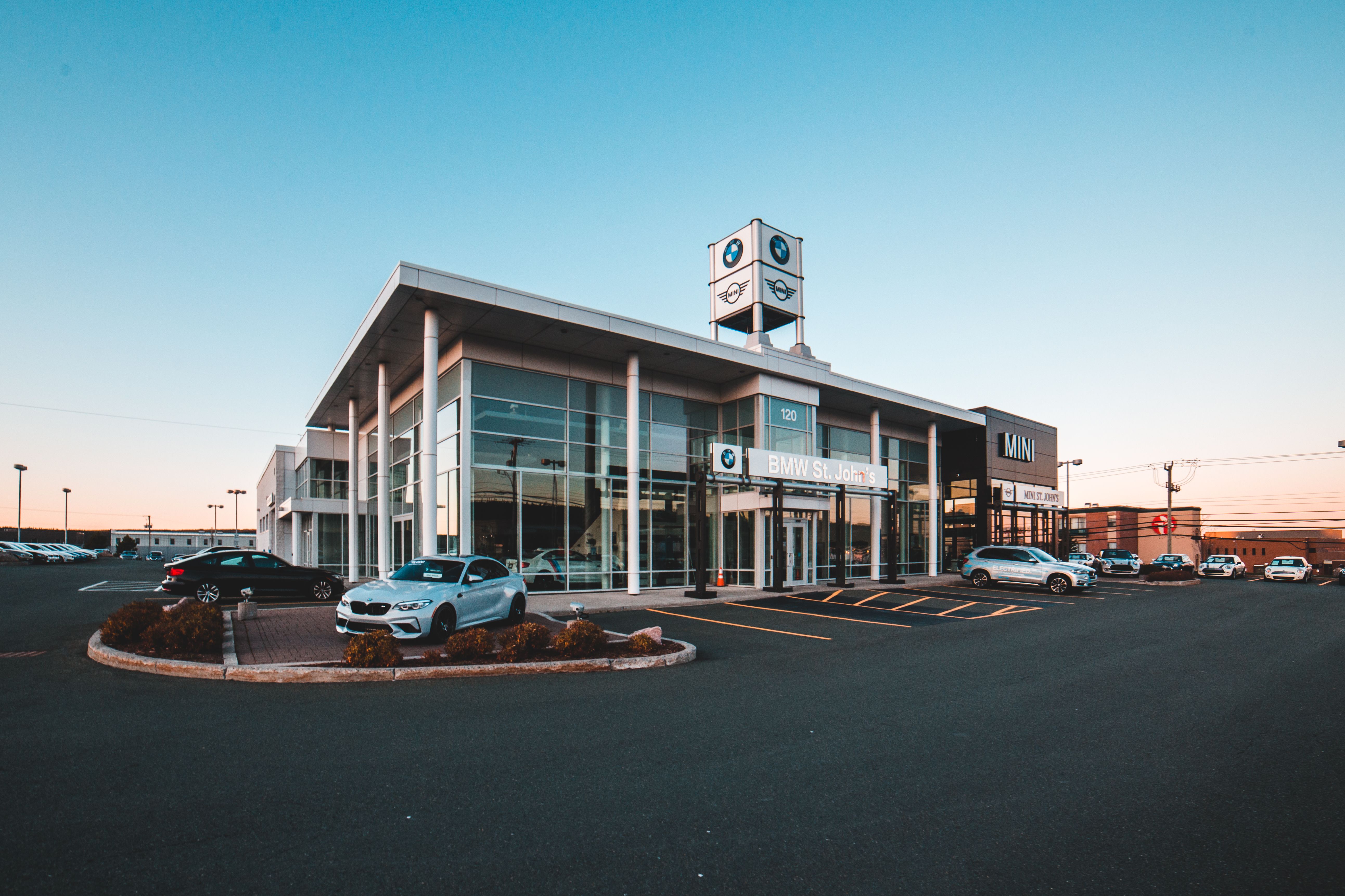 Showroom Apex Motors
